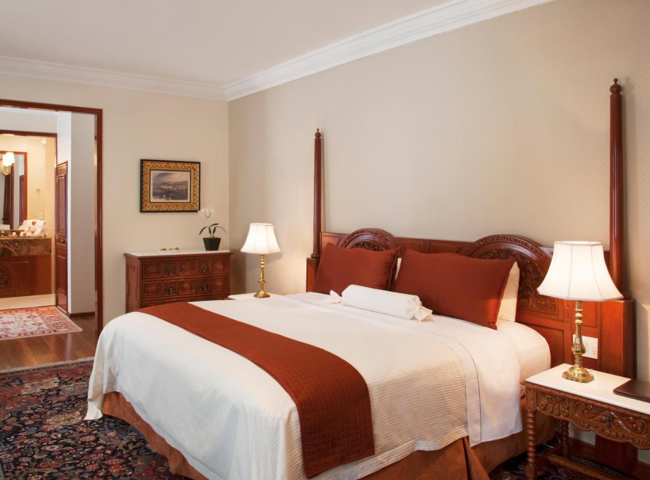 호텔 헤네브 Cd 데 멕시코 멕시코 시 외부 사진 A bedroom at the Taj Mahal Palace